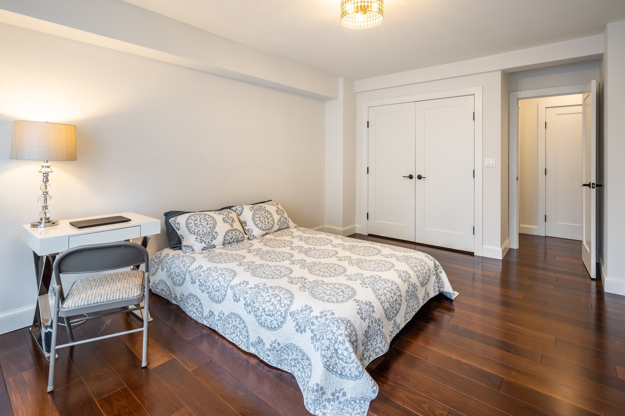 Master Bedroom - 135 E 54th St