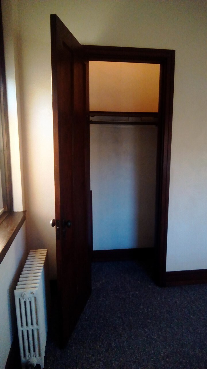 Bedrm 1 closet - 27 N State St