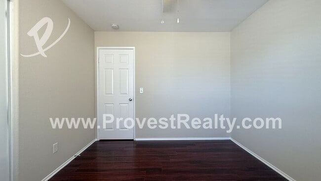 Building Photo - 12436 Honeybear Ln