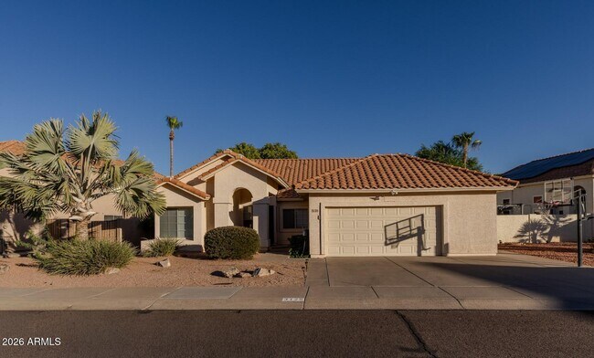 Building Photo - 3125 E Cottonwood Ln