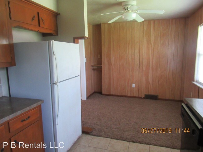 Building Photo - 3 br, 1.5 bath House - 4615 SW Beta Avenue