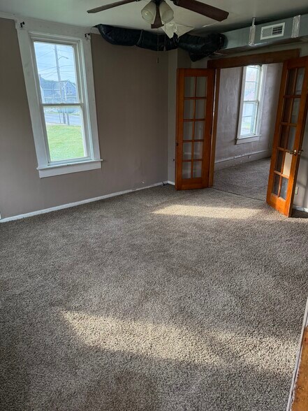 Building Photo - 811 3rd St