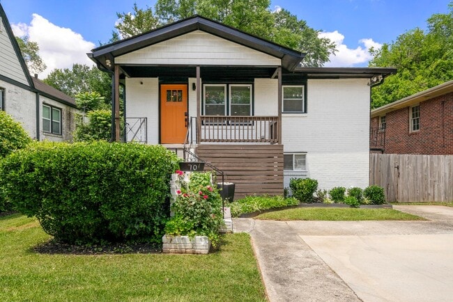 Primary Photo - 70 Chappell Rd NW