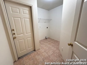 Building Photo - 5040 Anacacho St