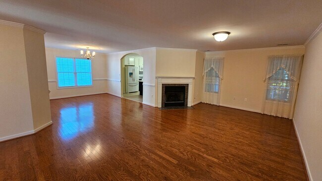 Building Photo - First Offering! Single-Story 3BR/2BA House In Chesterfield - Available Now!