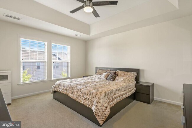 Building Photo - 41687 Wellstone Terrace