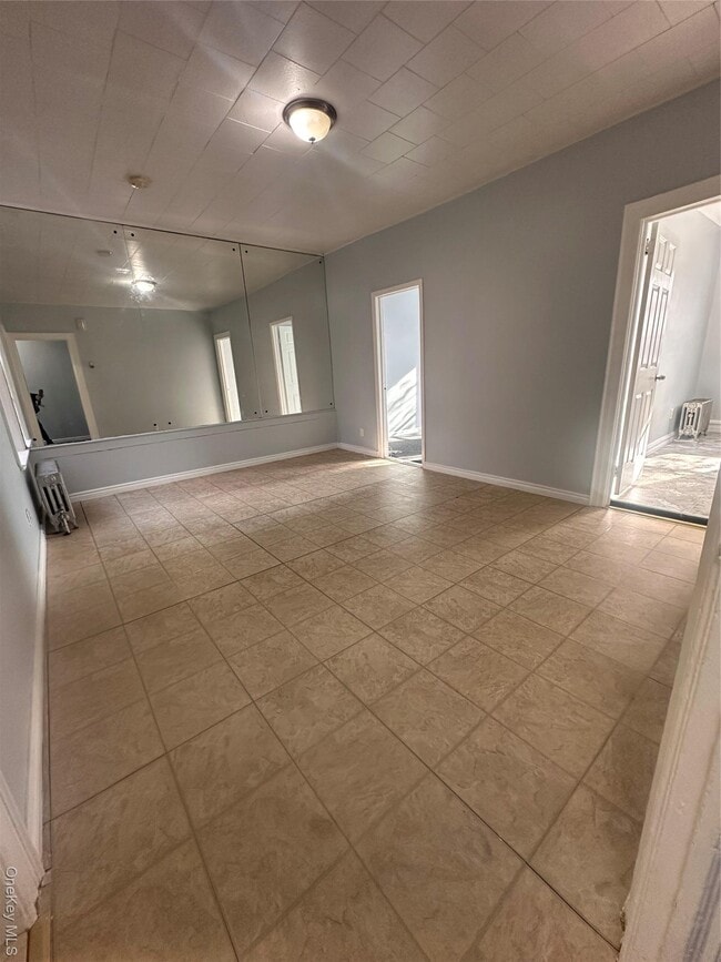 Building Photo - 110-11 101st Ave