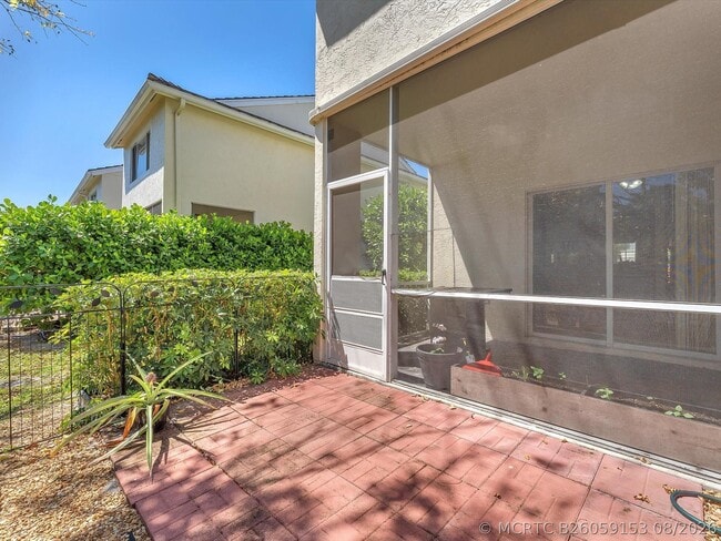 Building Photo - 9850 NW 57th Manor