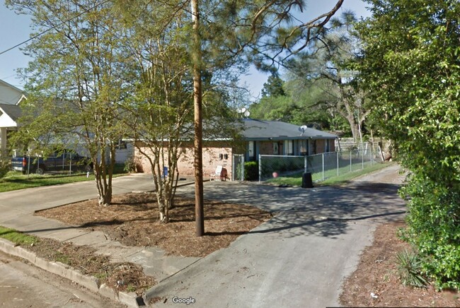 Primary Photo - 609 20th St
