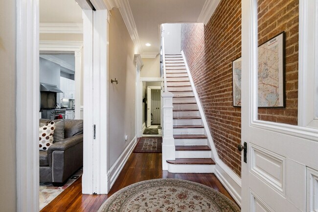 Building Photo - 436 Q St NW