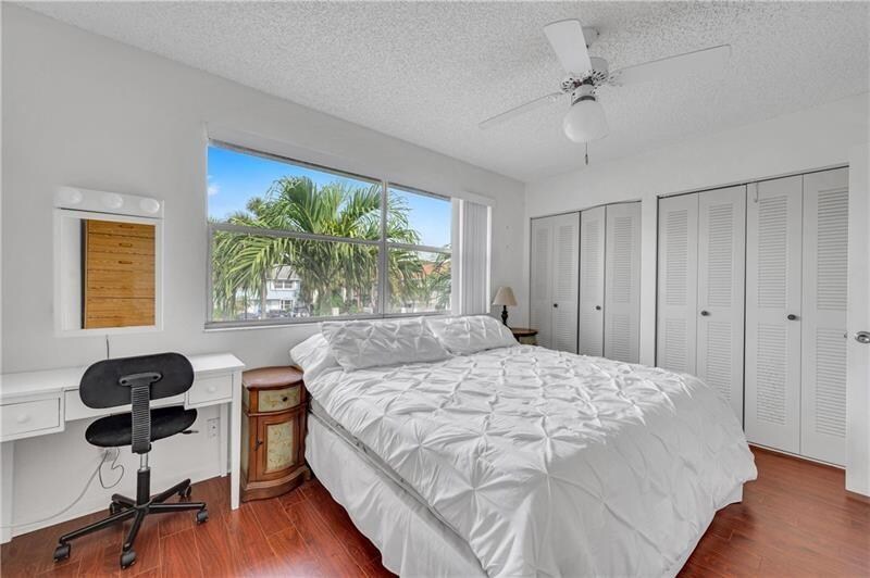 Building Photo - 2683 NE 15th St