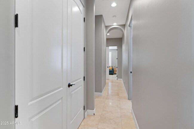 Building Photo - 16246 E Gamble Ln