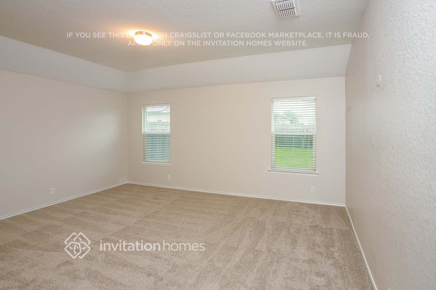 Building Photo - 15121 Cinnamon Teal