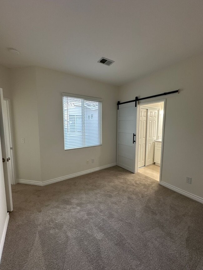 Building Photo - 10948 Ivy Hill Dr