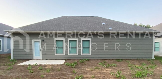 Building Photo - Home for Rent in Clanton, AL!!! COMING SOON!