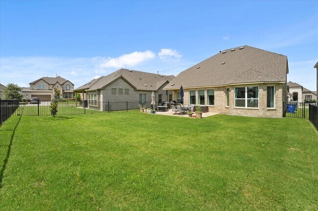 Building Photo - 3217 Flowering Peach Dr.