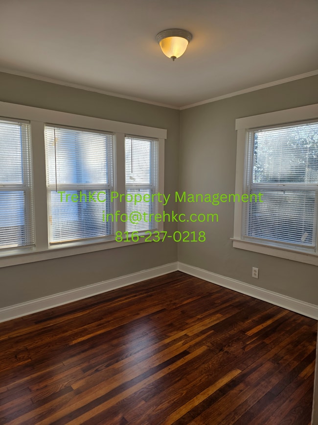 Building Photo - 5112 Olive St