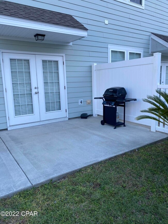 Building Photo - 101 Barefoot Falls