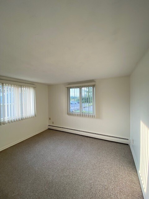 Building Photo - 1325 Ransom Rd