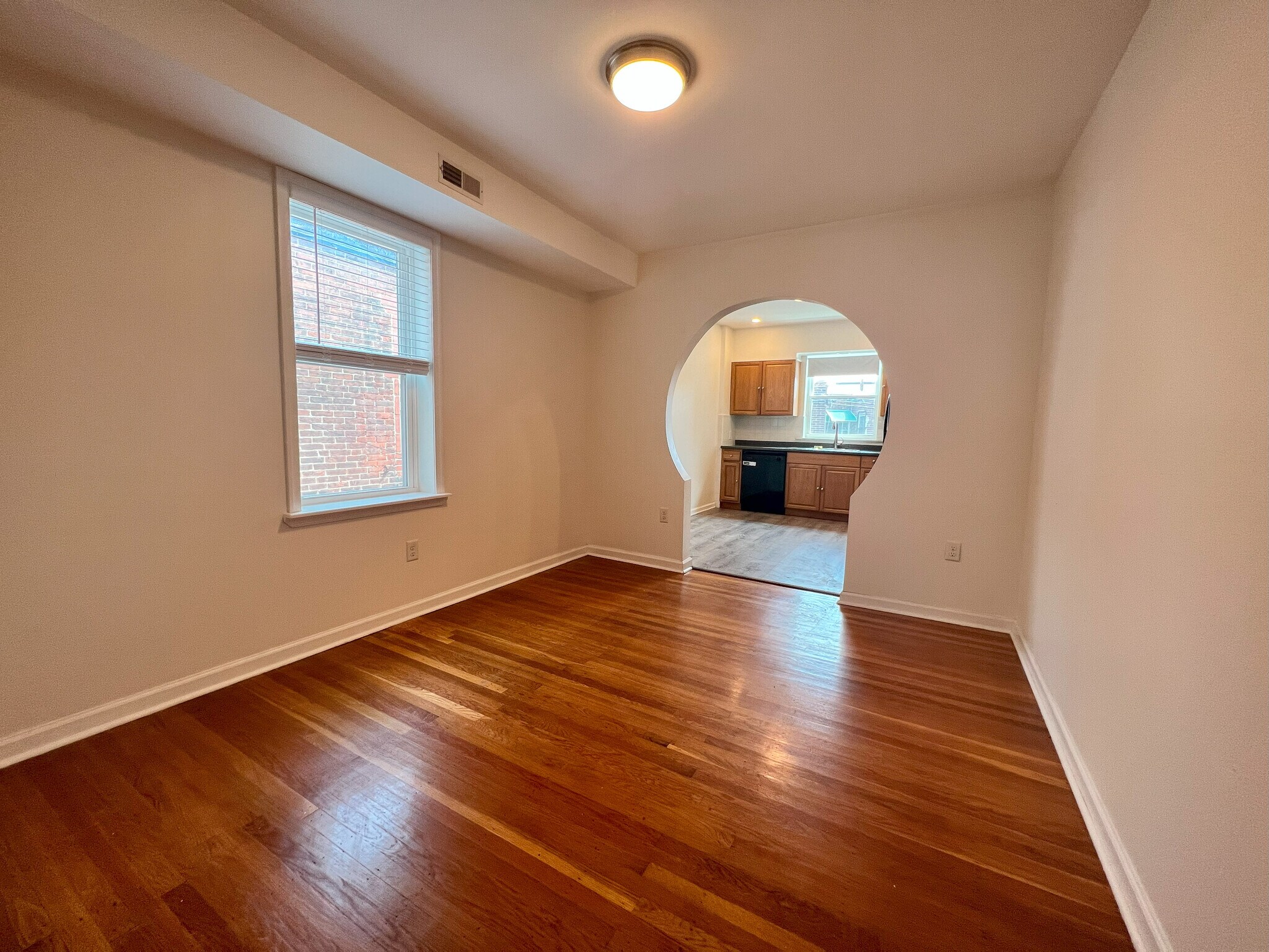 Building Photo - 1710 Snyder Ave