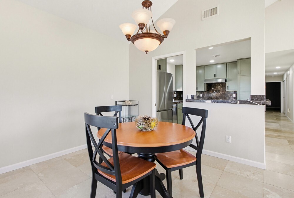 Building Photo - 17440 Plaza Cerado