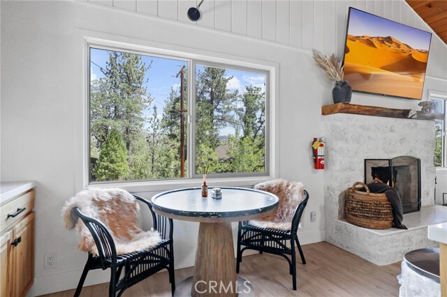 Building Photo - 41625 Thrush Ct