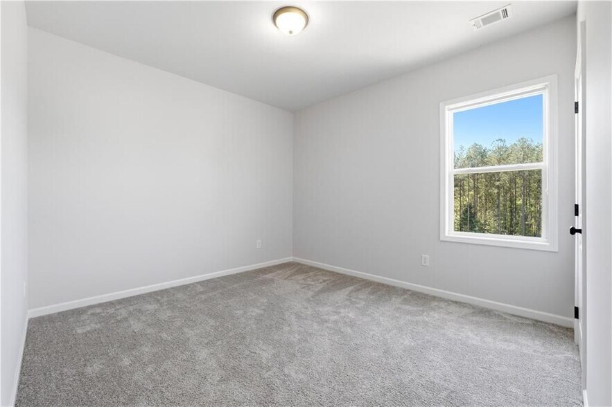 Building Photo - 176 Brant Cir
