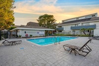 Building Photo - The Lofts at Pinehurst
