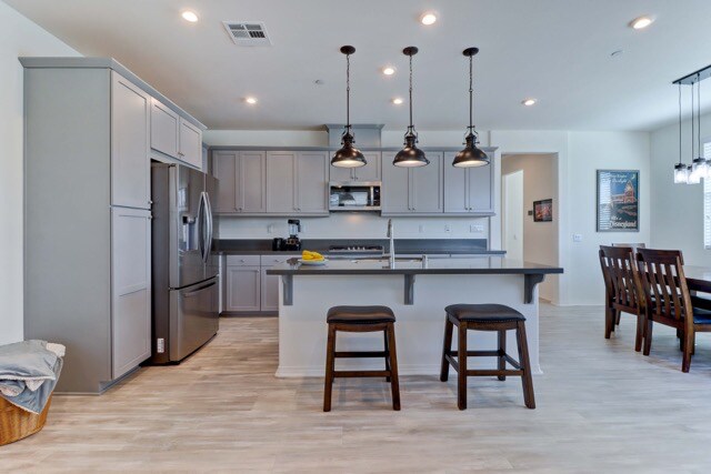 Building Photo - 54 Concepcion St