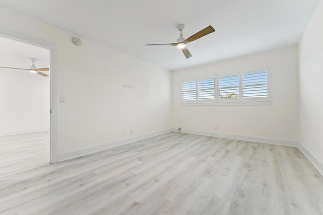 Building Photo - 29 Yacht Club Dr