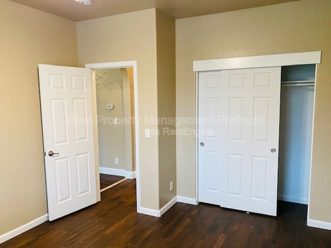 Building Photo - 1875 N Belvedere Ave