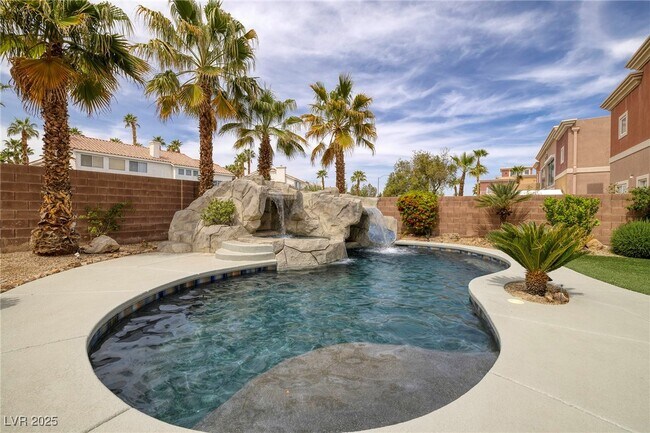Building Photo - 5651 Deer Creek Falls Ct
