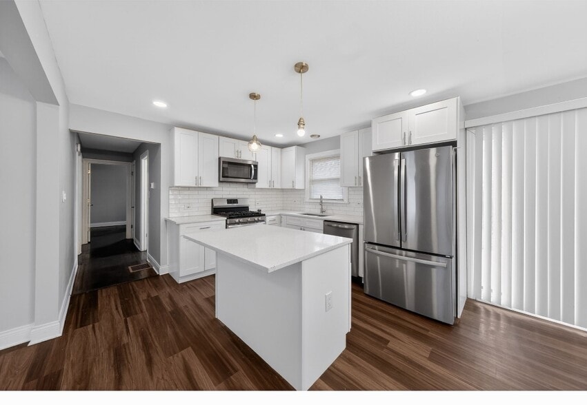 Building Photo - 4107 Applewood Ln