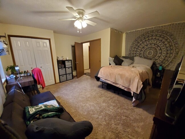 Building Photo - 6282 2nd Ave