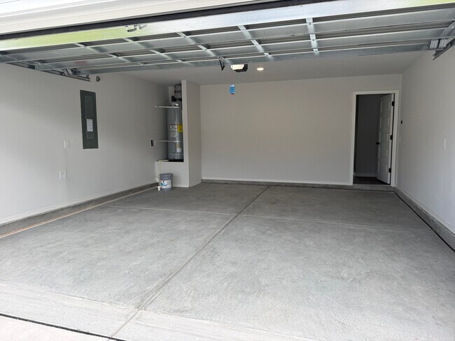 Building Photo - 1218 Black Kite Ct SW