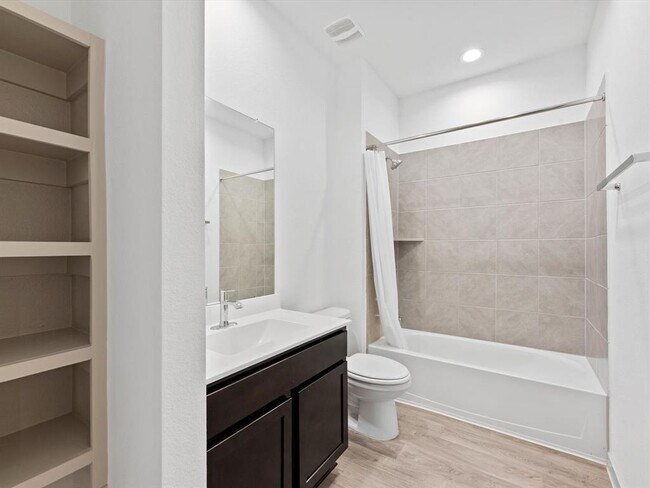 Building Photo - 12525 Abbey House Ct