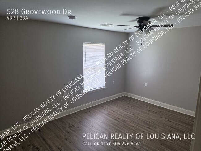Building Photo - 528 Grovewood Dr