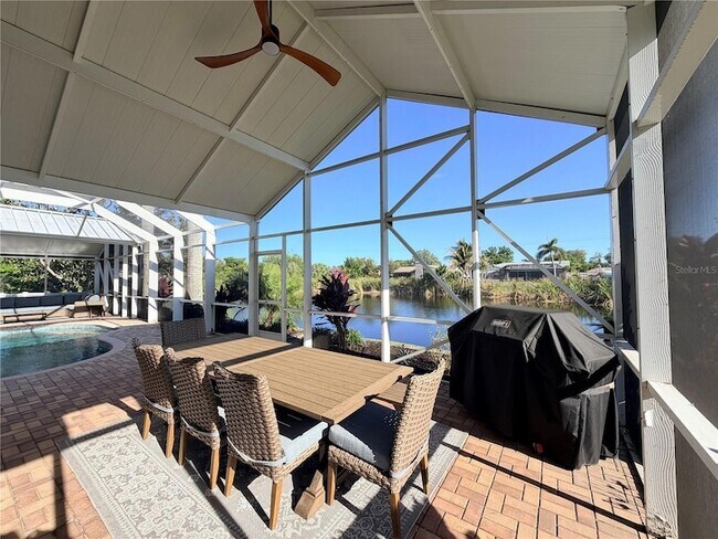 Building Photo - 8344 9th Ave Terrace NW