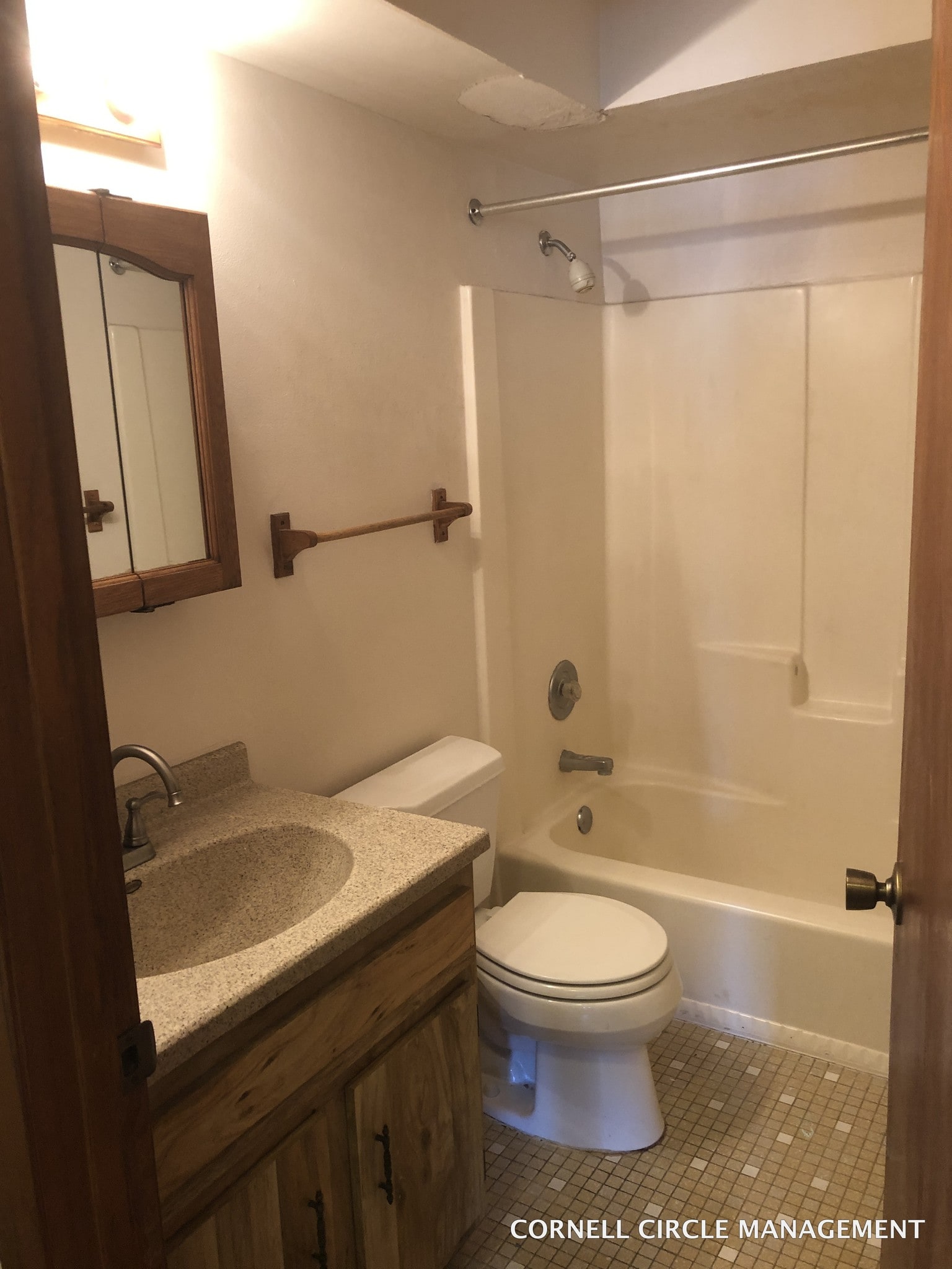 Upgraded Bath Fixtures - W151S7043 Cornell Cir