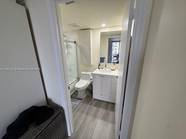 Building Photo - 540 Brickell Key Dr