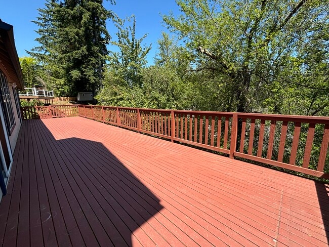 Building Photo - 1266 NW Timber Shadow Ct