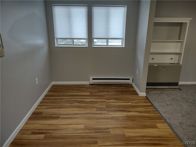 Building Photo - 153 Watertree Dr