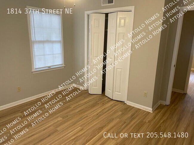 Building Photo - 1814 37th NE St