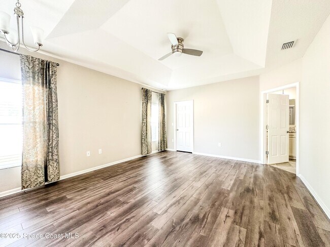 Building Photo - 4100 Harvest Cir