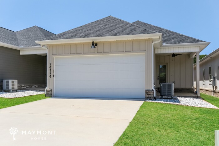 Building Photo - 16316 Lamarche Dr