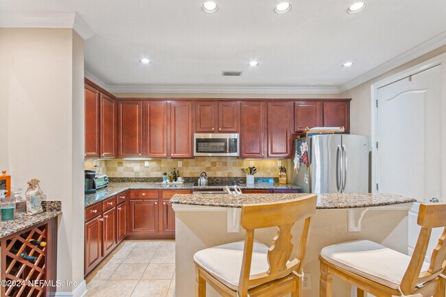 Building Photo - 4300 S Beach Pkwy