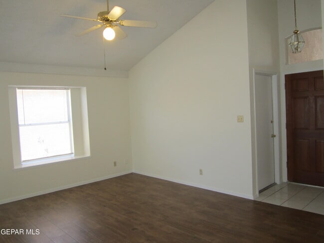 Building Photo - 11804 Kings Arms Ct