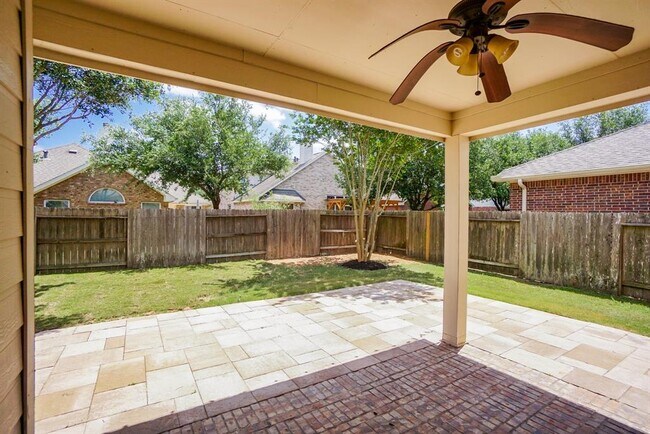 Building Photo - 6203 Brookmall Dr