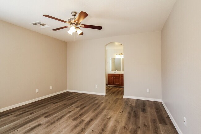 Building Photo - 23257 W Cocopah St