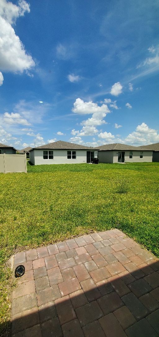 Building Photo - Like New!!! 3-Bedroom, 2-Bathroom in Winte...